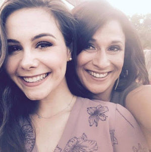 Meet your Posher, Olivia